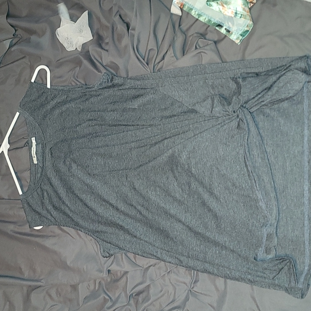 Gray knotted tank top